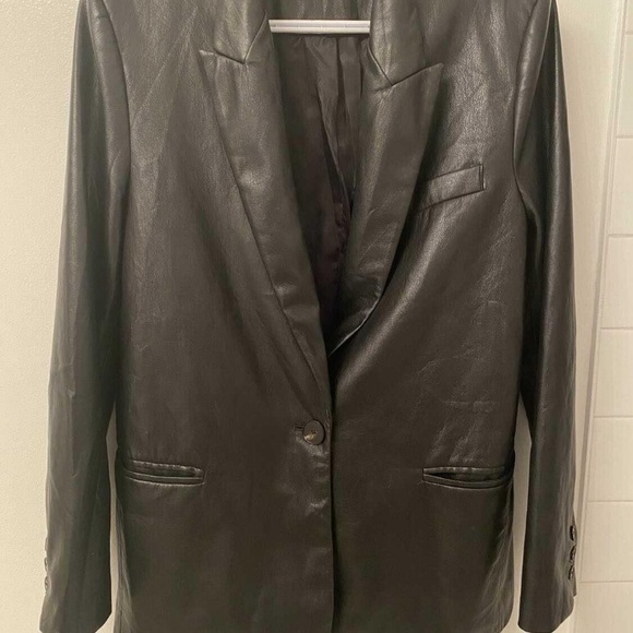 Zara Women’s Faux Leather Jacket - Picture 2 of 3